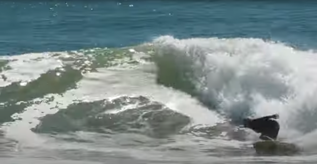 Sharp bottom turn. Regular footer going right
