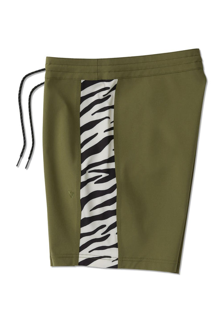 Vissla Hitch-Hiker 17" Boys Boardshort in Ranger, view 3