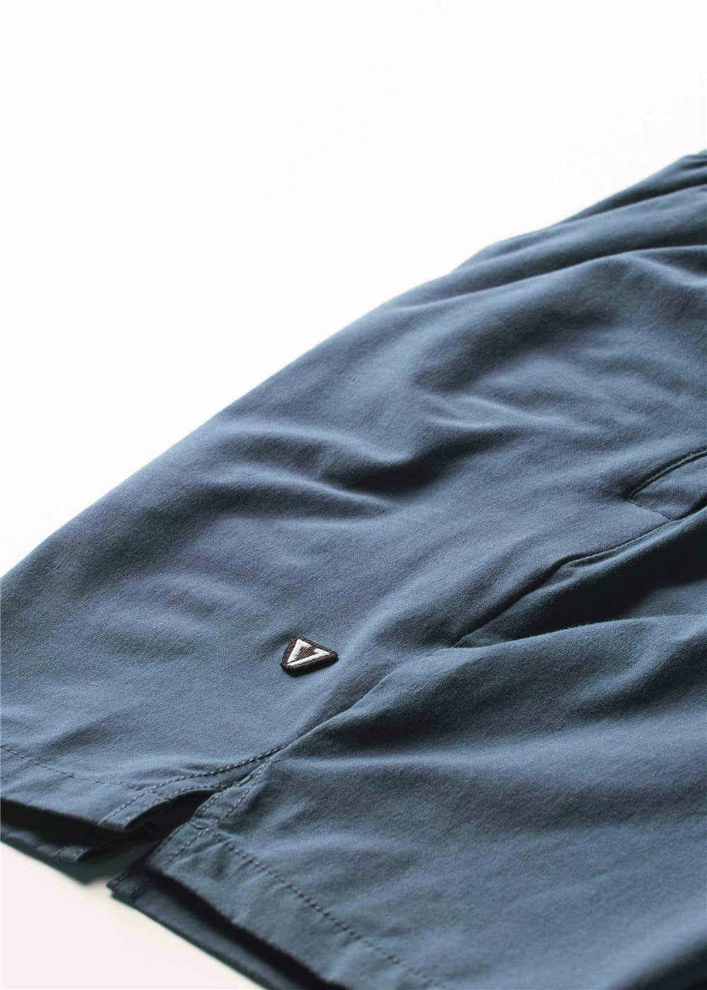 Vissla Alto 16.5" Elastic Boys Walkshort in Midnight, view 4