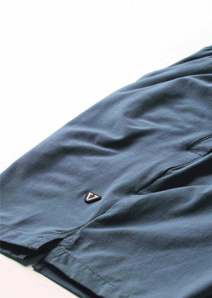 Vissla Alto 16.5" Elastic Boys Walkshort in Midnight, view 4