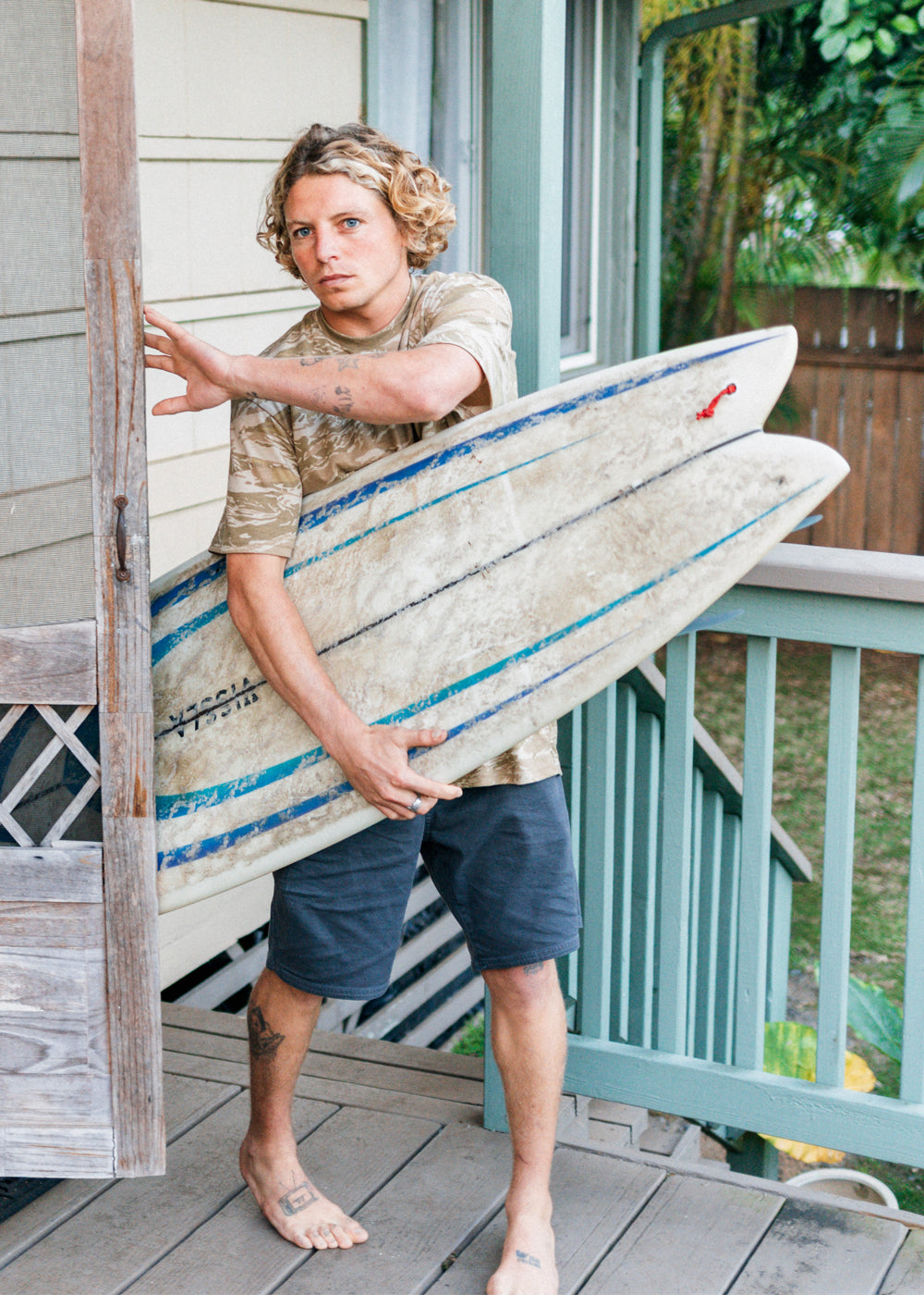 Vissla El Capitan 18.5" Hybrid Walkshort in Graphite, view 3
