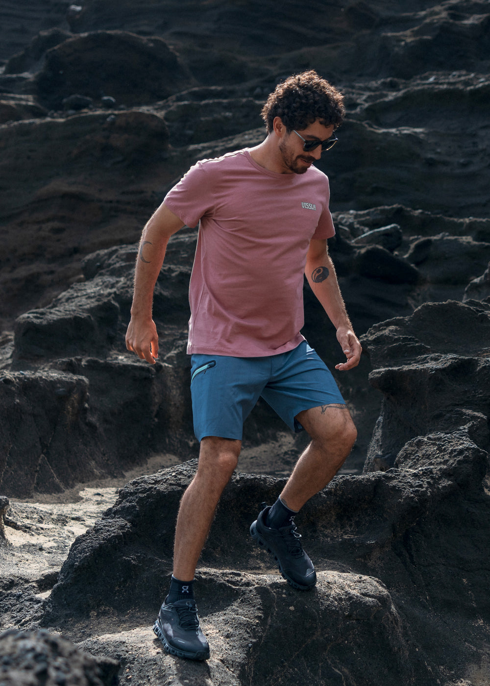 Vissla High Seas 3.0 18.5" Boardshort in Blue Haze, view 2