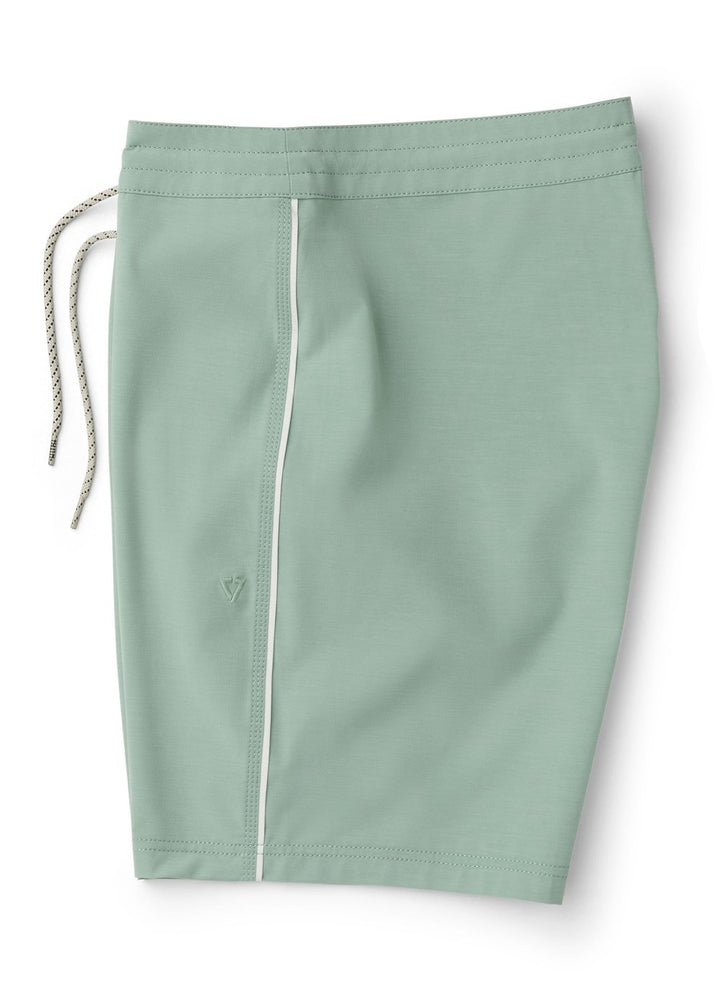 Vissla Solid Sets 18.5" Boardshort in Aloe, view 3