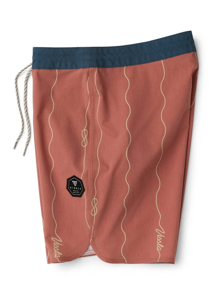 Vissla Roundup 18.5" Boardshort in Retro Red, view 4