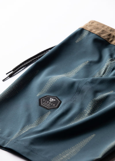 Seaside 18.5" Boardshort - MID