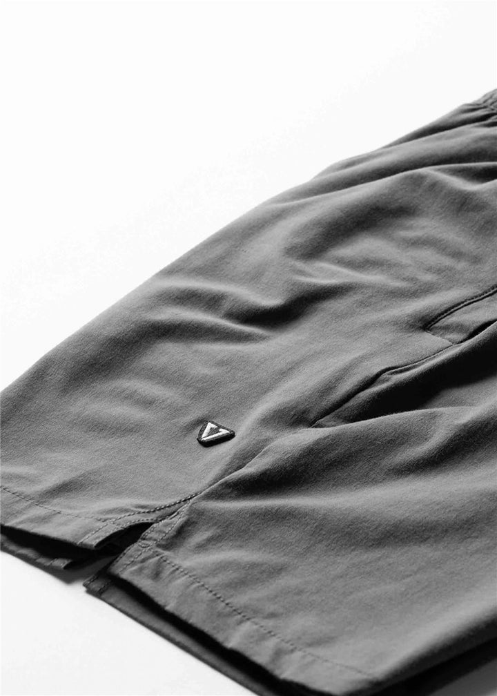 Vissla Alto 18" Performance Elastic Walkshort in Graphite, view 4