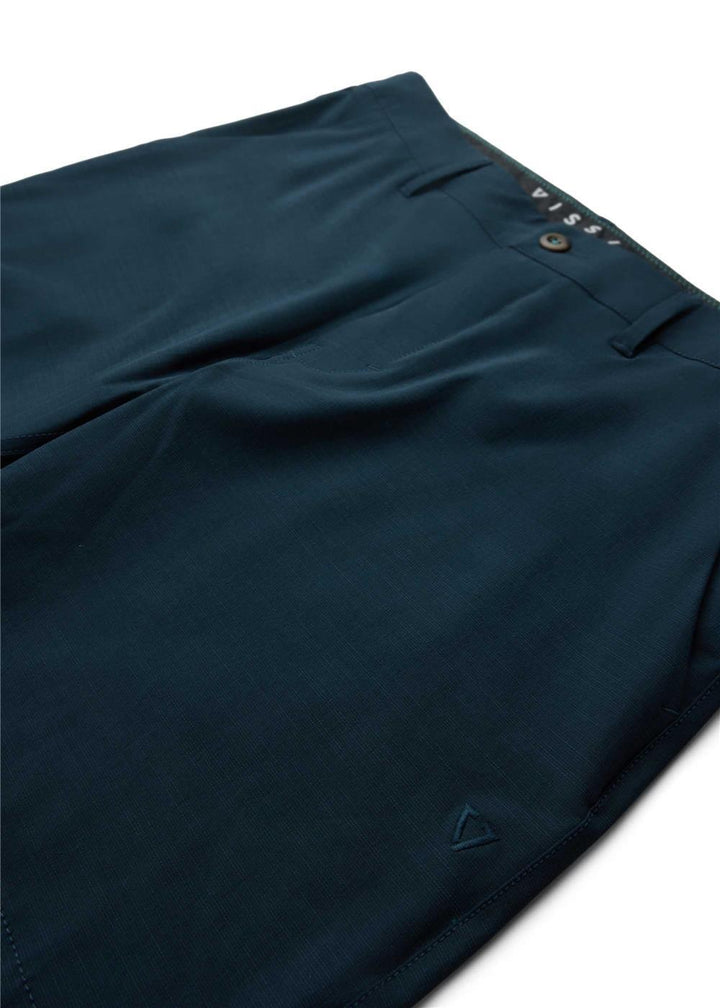 Vissla Cutlap Eco 17.5" Hybrid Walkshort in Midnight 2, view 3