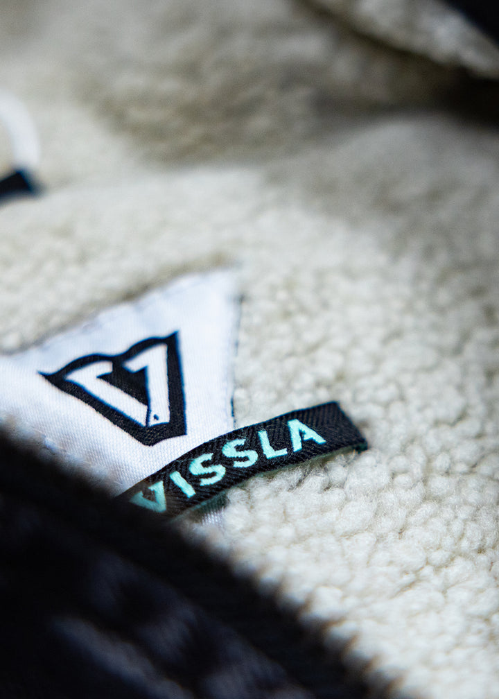 Vissla Wasson Jacket in Black, view 5