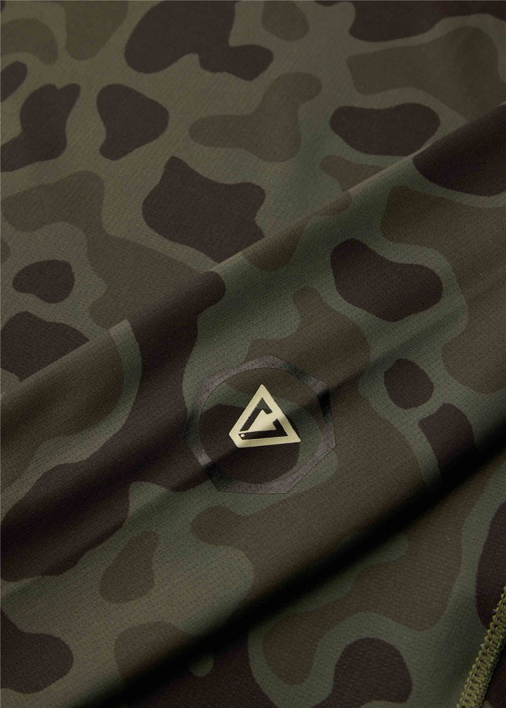 Vissla Warm Seas Eco Hooded Ls Rash Guard in Camo, view 4