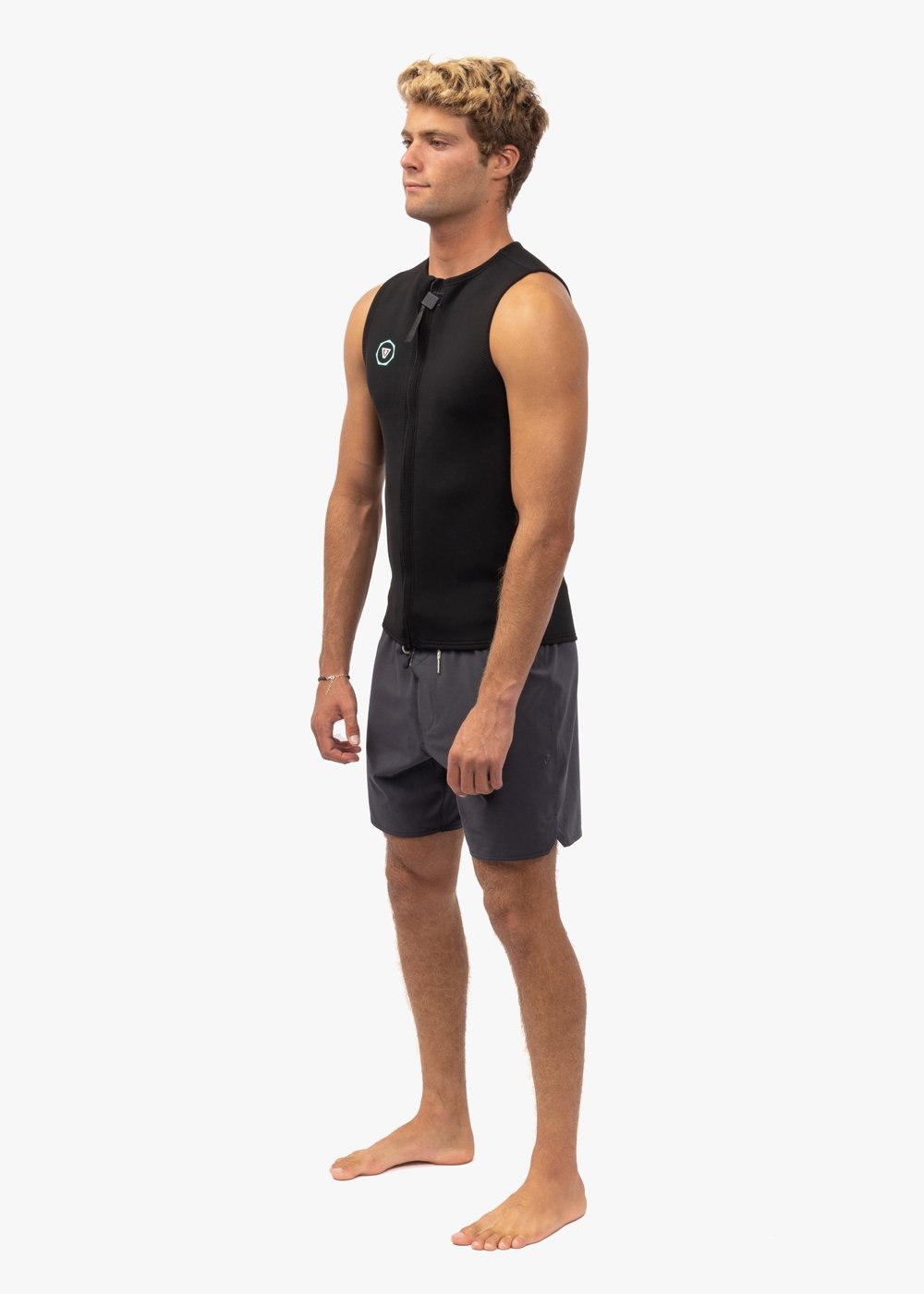 Vissla 7 Seas 2mm Front Zip Vest in Black, view 2