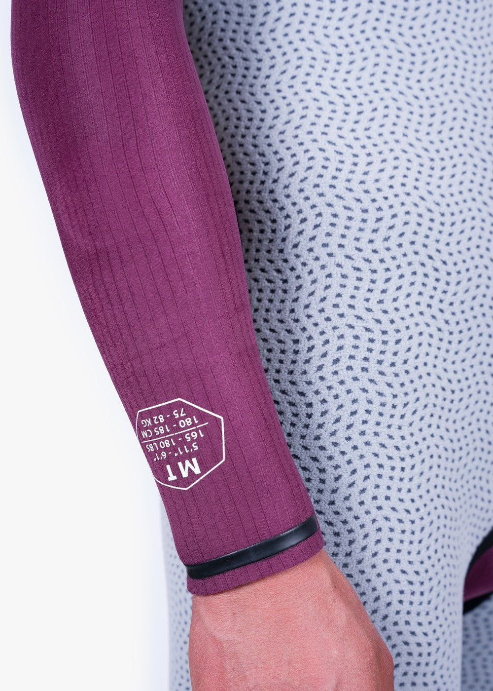New Seas 4-3 U - Zip - BL2
