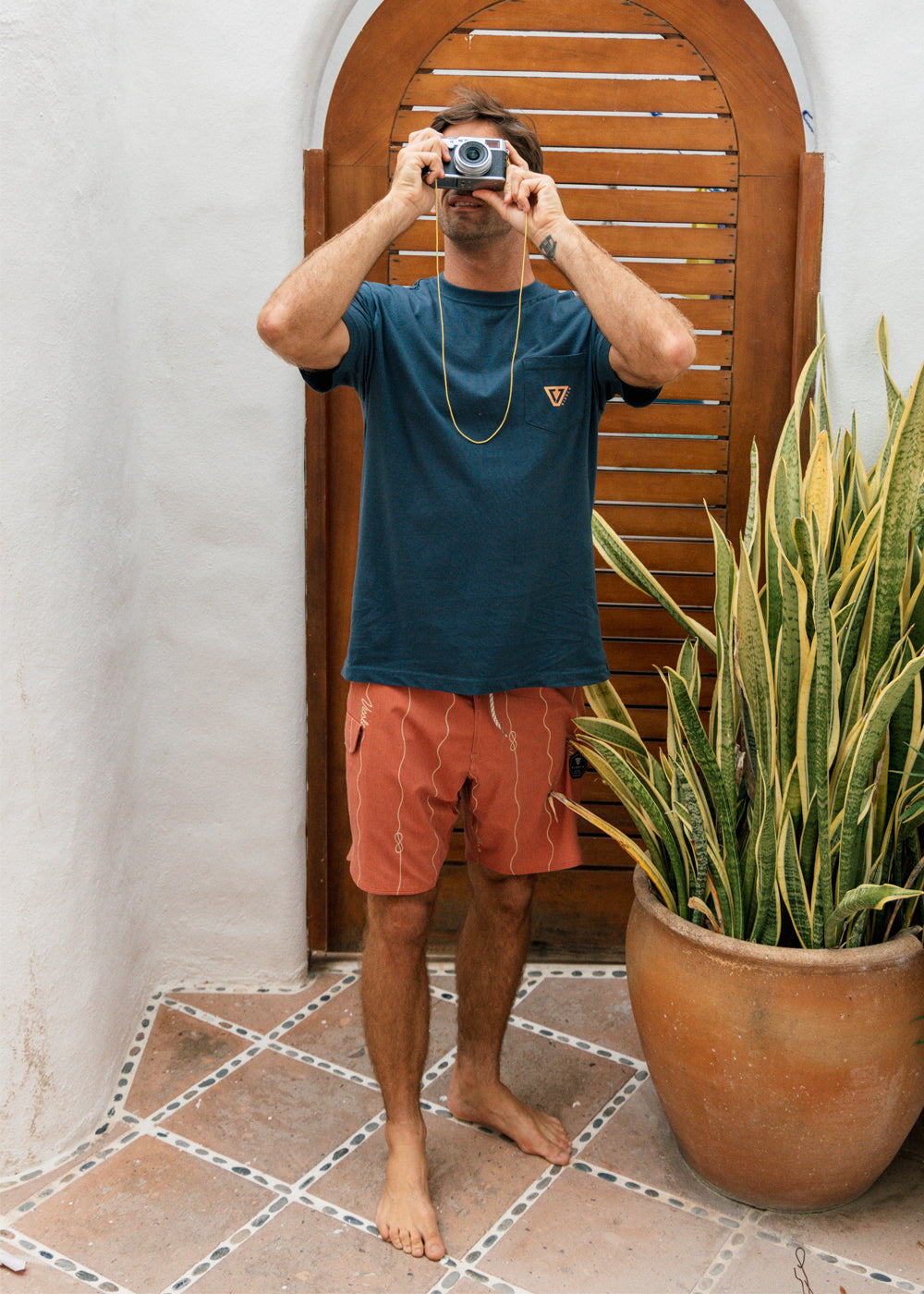 Vissla Roundup 18.5" Boardshort in Retro Red, view 2