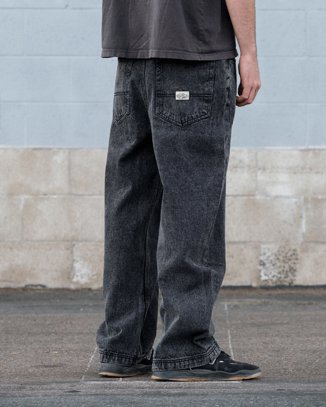 Vissla Big Timer Baggy 5 Pkt Jean 19.5" in Washed Black, view 2