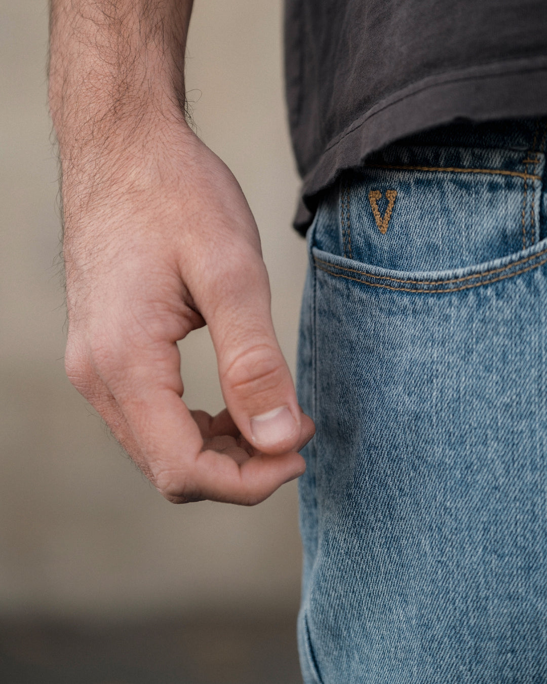 Vissla Big Timer Baggy 5 Pkt Jean 19.5" in 7 Year Wash, view 4