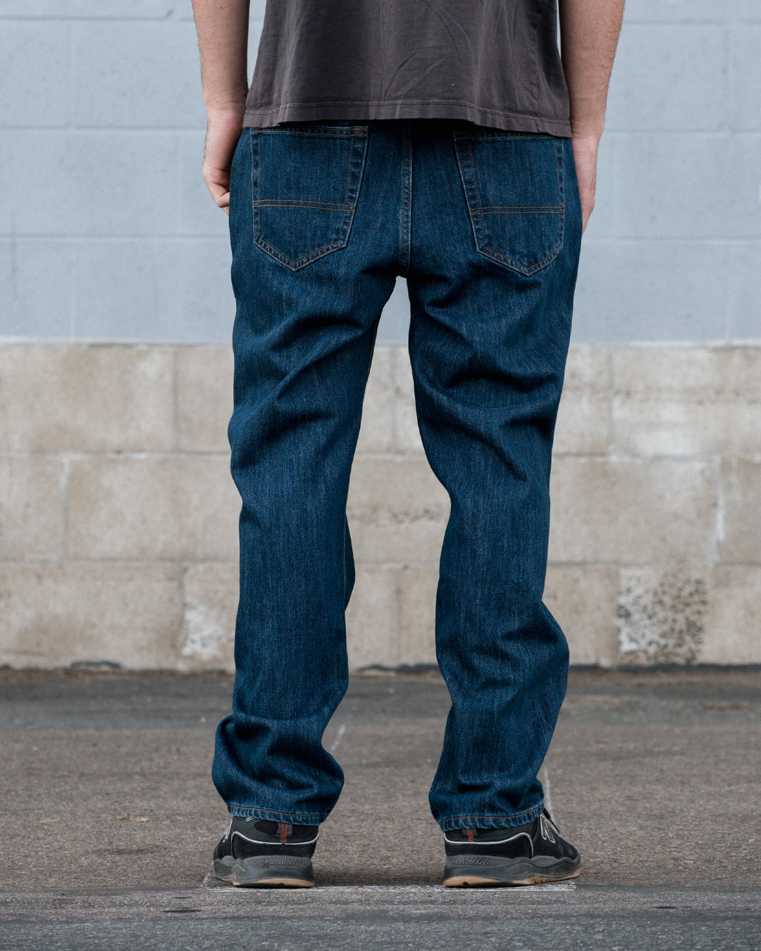 Vissla Let Loose 5 Pkt Jean 17" in Ocean Rinse Wash, view 3